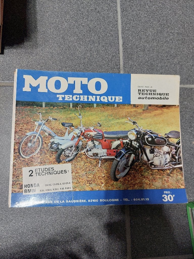 Livre moto technique, Boeken, Ophalen of Verzenden, Zo goed als nieuw, Merk of Model