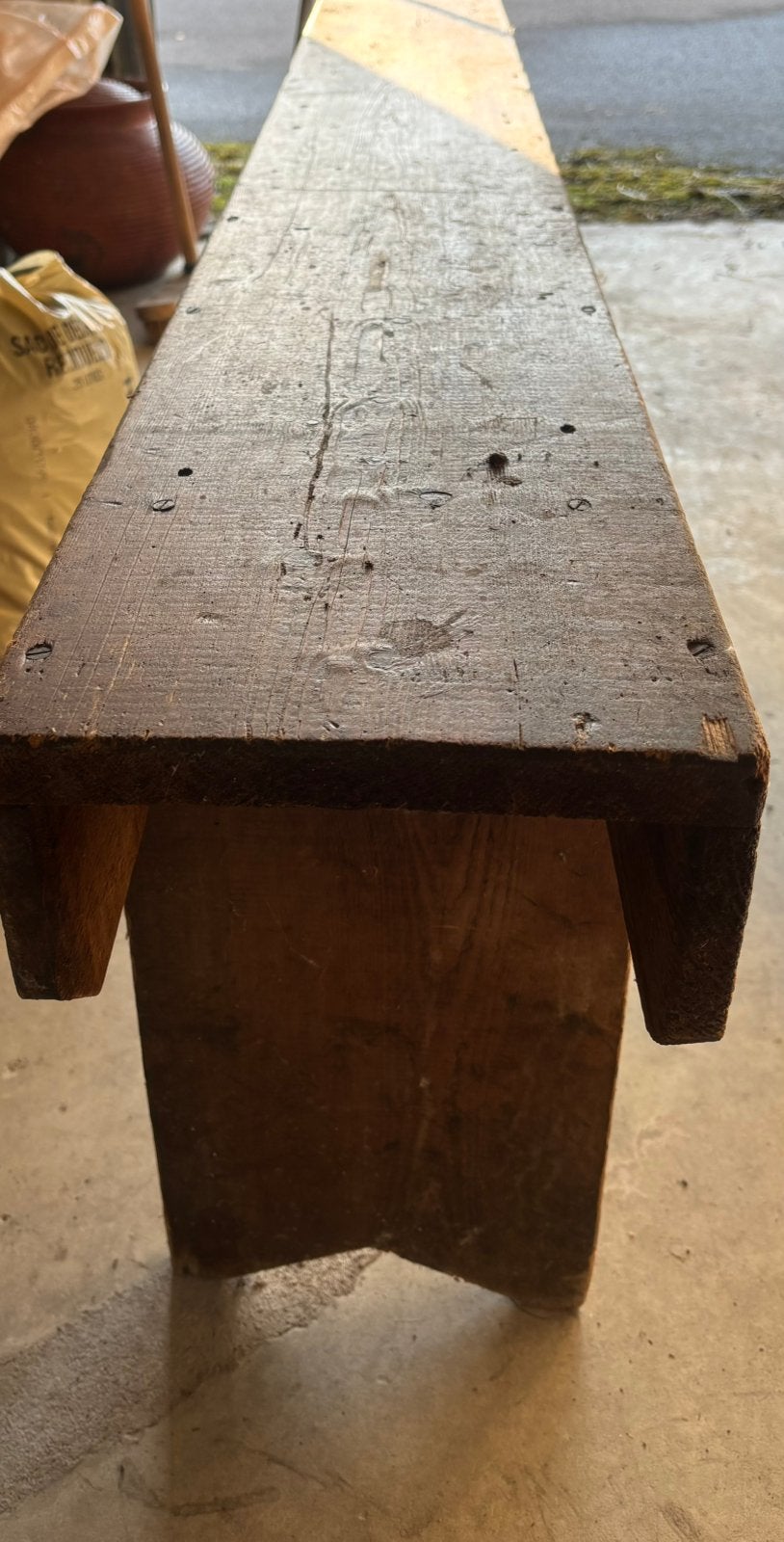 Banc en bois, Enlèvement