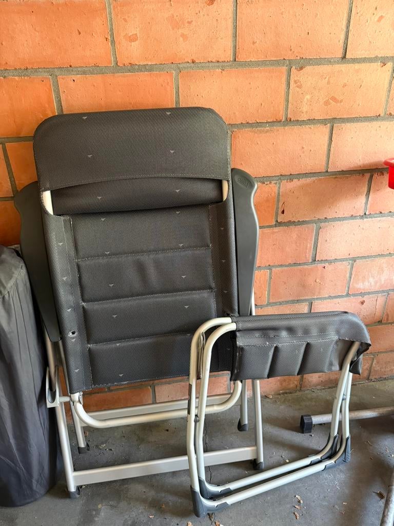 Kampeerstoel en voetenbank Crespo, Caravans en Kamperen, Ophalen, Zo goed als nieuw