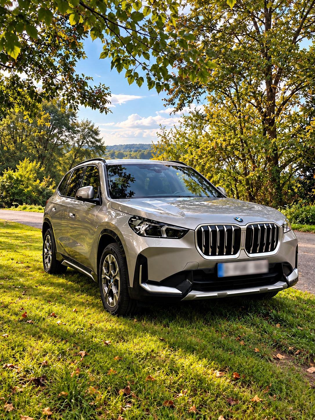 BMW X1 Showroomstatus BMW X1 xLine 136 pk — augustus 2024 —, Auto's, 4 deurs, Leder en Stof, 5 zetels, Particulier