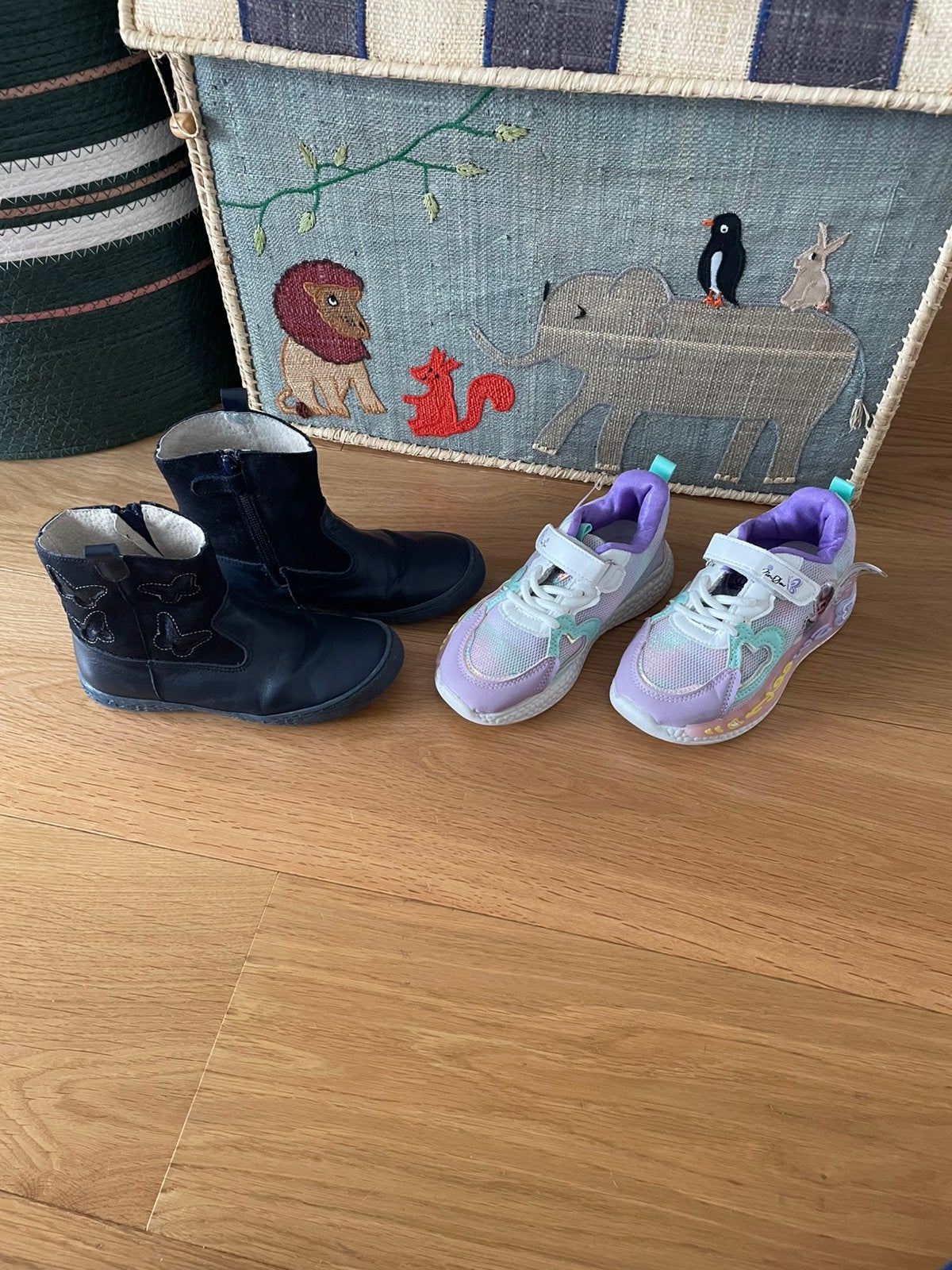 Chaussures filles, Enfants & Bébés, Enlèvement, Comme neuf, Bottines