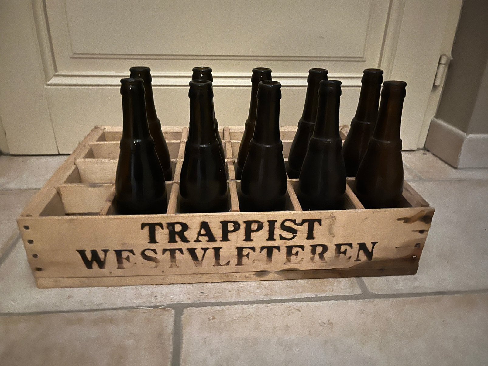 Houten bak Westvleteren + 10 flesjes 10€!!!, Ophalen of Verzenden, Gebruikt, Flesje(s)