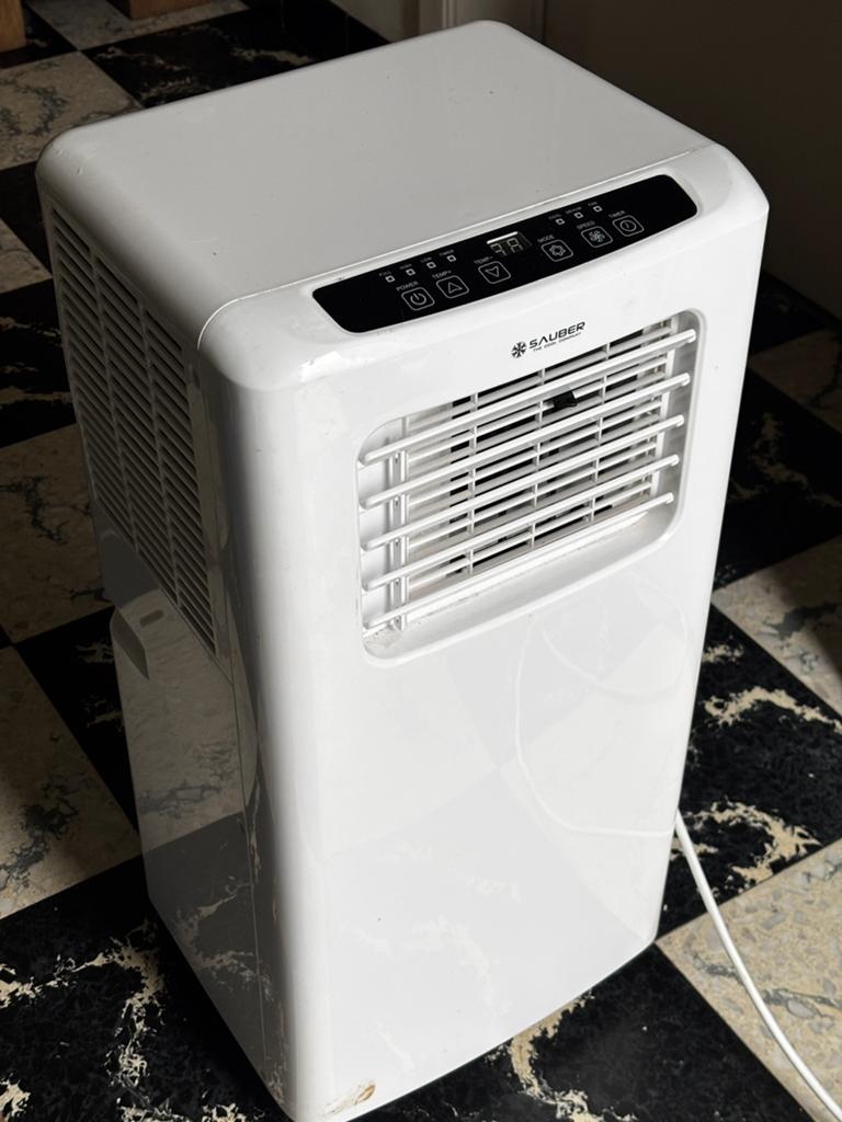 Mobiele airco 9000 btu/h - R290 bij te vullen, Elektronische apparatuur, Airco's, Ophalen, Gebruikt, Timer, 2 snelheden