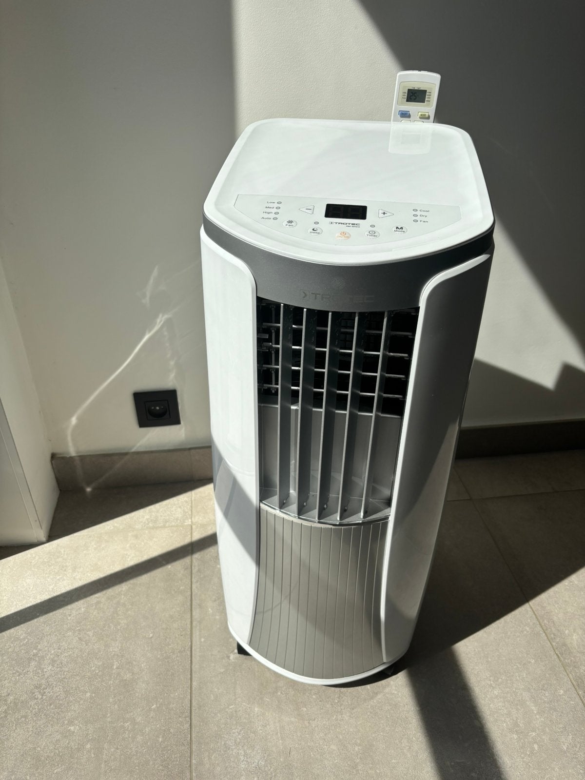 Mobiele airco Trotec Pac 2610 E koelvermogen 9000 BTU/h, Ophalen, 3 snelheden of meer, Zo goed als nieuw, Afstandsbediening
