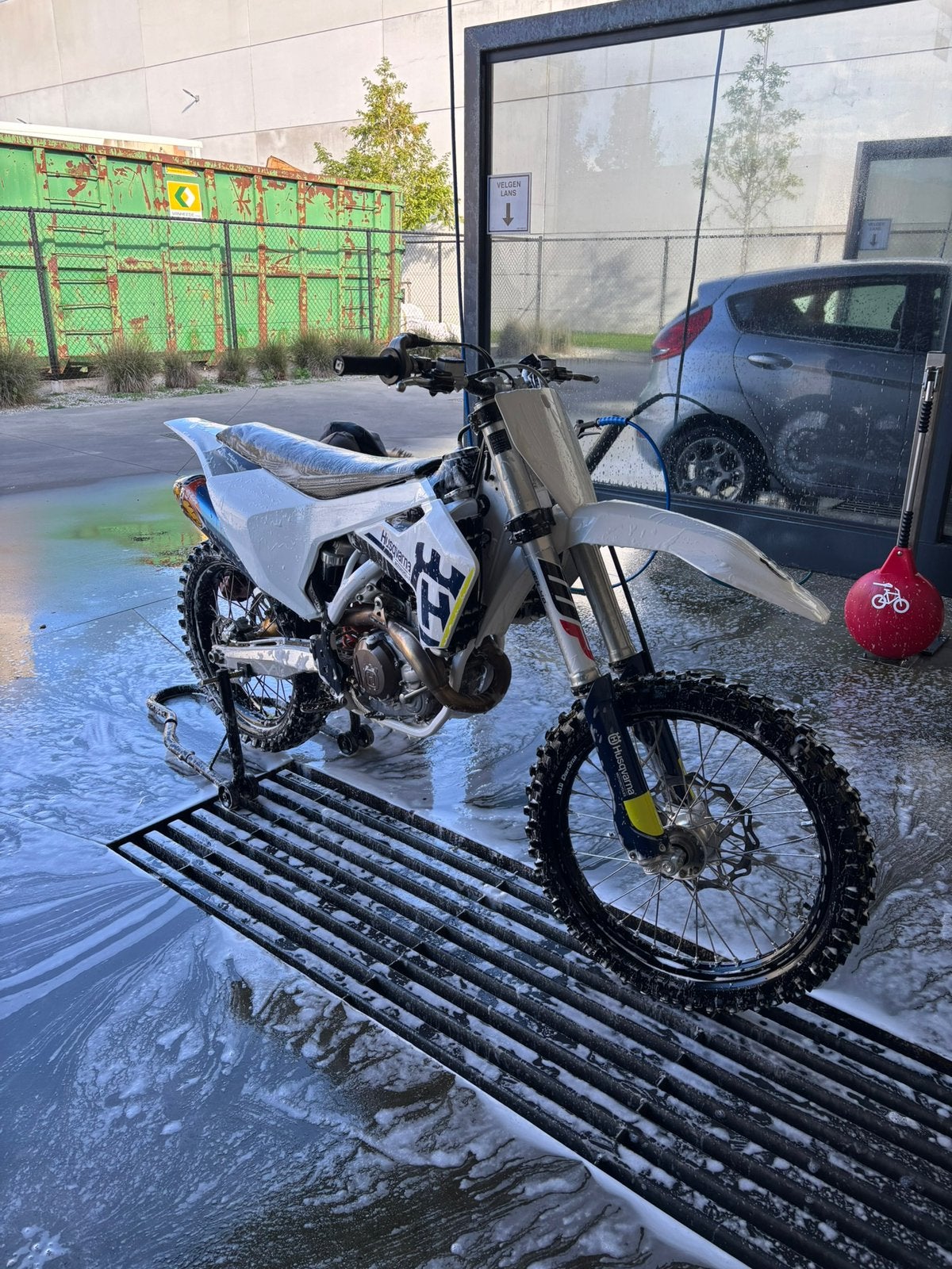 husqvarna fc450, Vélos & Vélomoteurs, Autres marques, 6 vitesses, Enlèvement, Utilisé