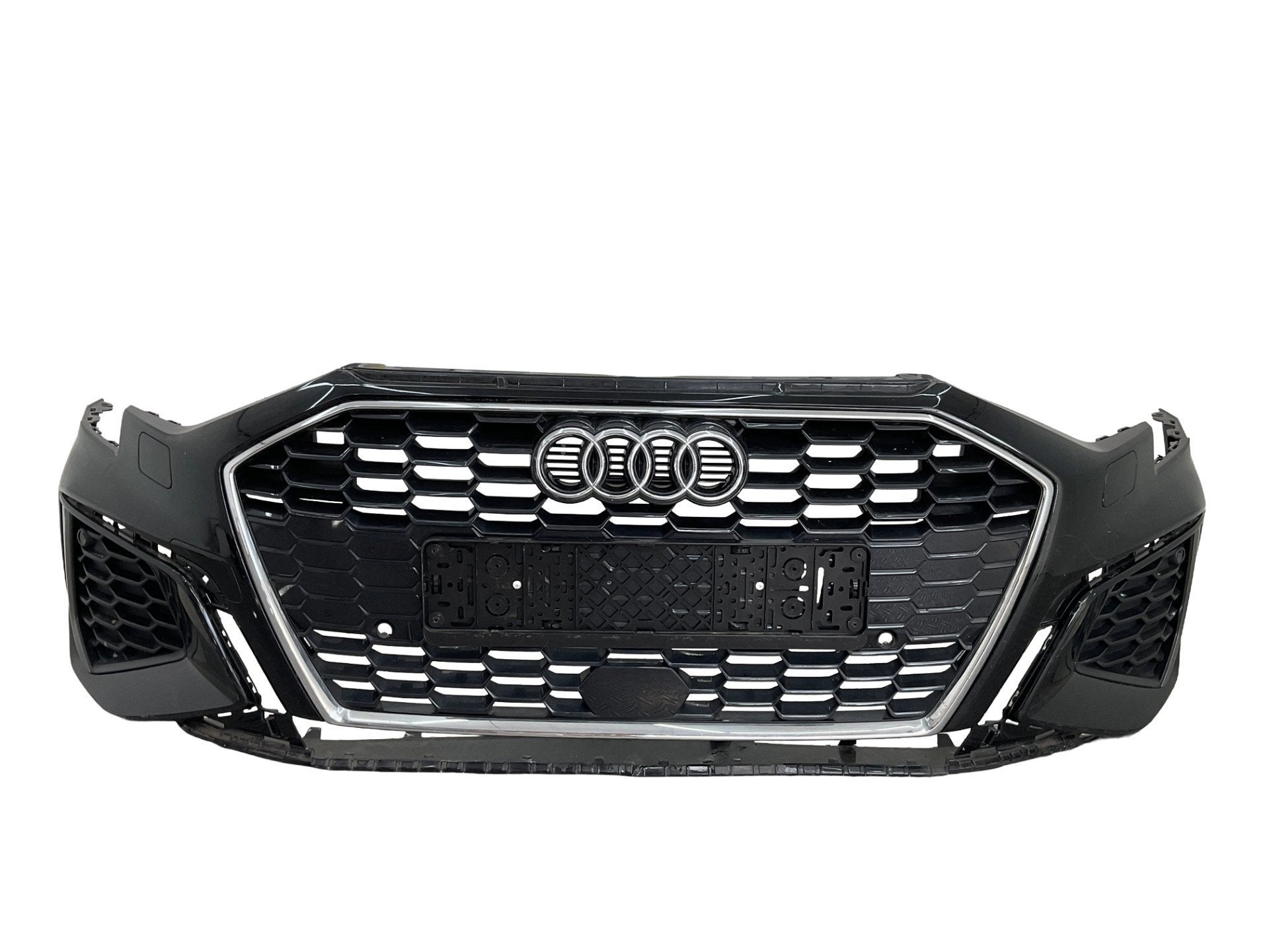 Pare-chocs avant Audi A3 8Y SLine (ann es 22-24) H4-23362, Pare-chocs, AUDI AG, Auto-Union-Strasse 1
85045  Ingolstadt, DE, Audi