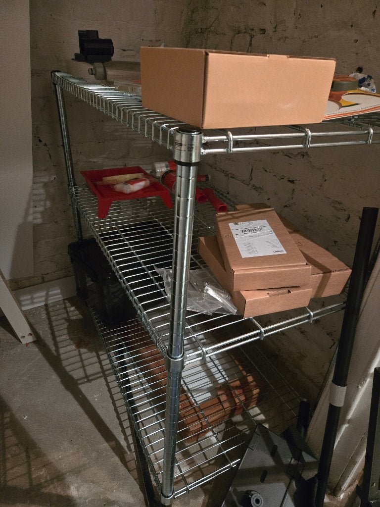 Etagère grille en métal, Comme neuf, Enlèvement, Étagère, Métal