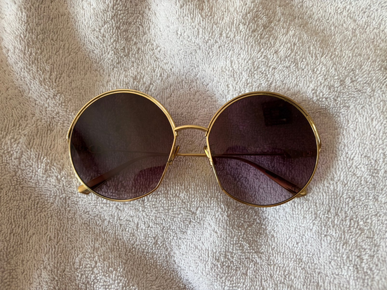 Lunette de soleil - Dior, Bijoux, Sacs & Beauté, Enlèvement ou Envoi, Comme neuf