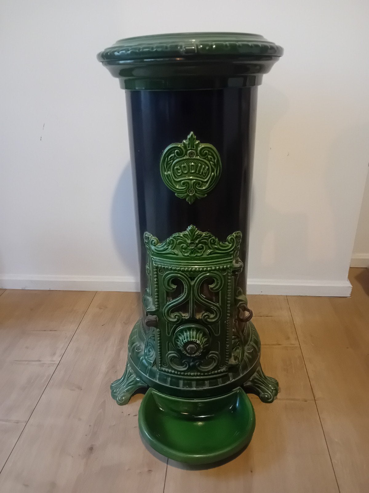 Poêle godin colonne 3720 , bois où charbon, Huis en Inrichting, Kachels, Ophalen