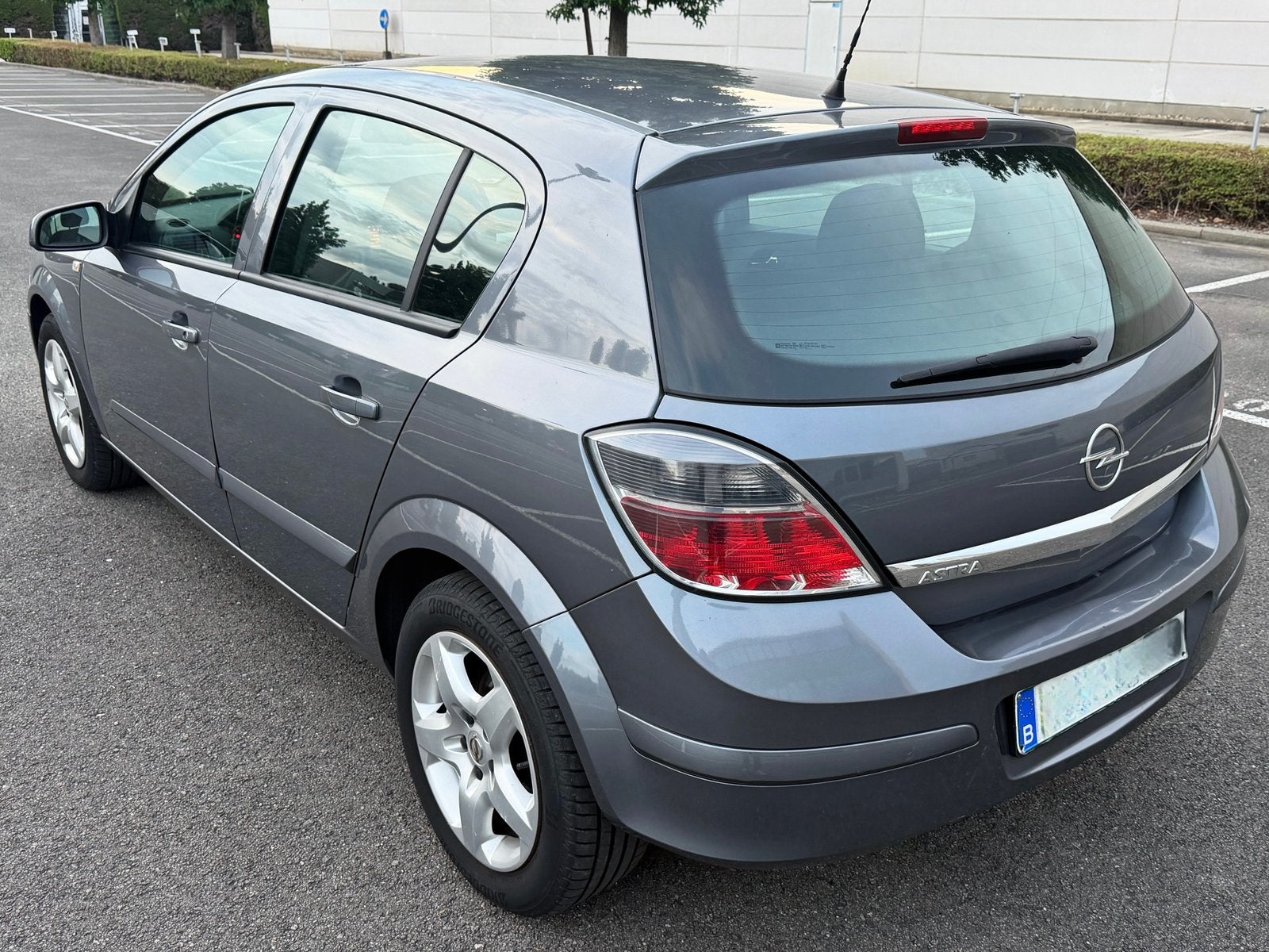 Opel Astra 1.4i benzine 140.000km 2007 Airco, Autos, Argent ou Gris, Achat, Entreprise, Boîte manuelle