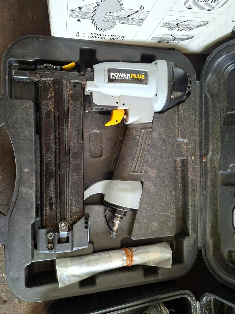 Powerplus, Ophalen