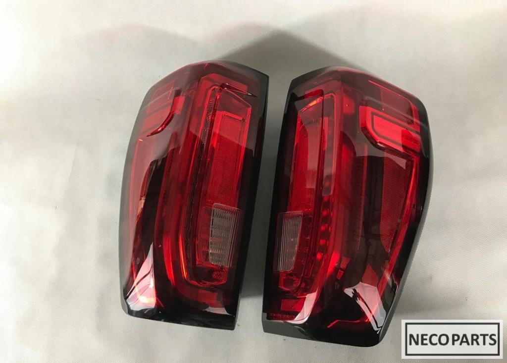 GMC SIERRA V LED ACHTERLICHT ORIGINEEL ALLES LEVERBAAR, Auto-onderdelen, Gebruikt, -, Overige automerken, -