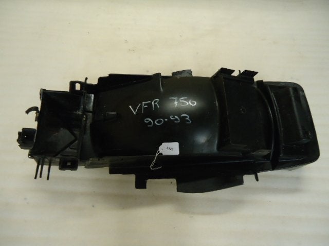 VFR750 1990 - 1993 Honda Batterijbak D1-11164