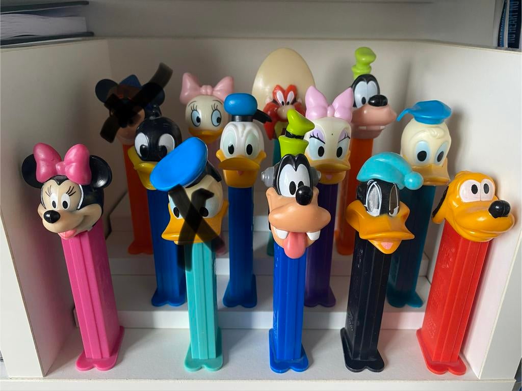 PEZ disney 2ème la piece, Enlèvement ou Envoi, Comme neuf