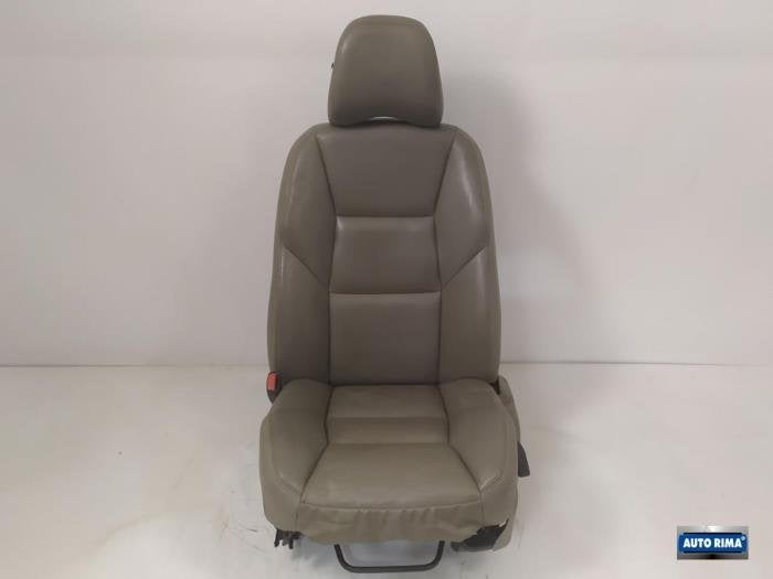 Siège gauche d'un Volvo V70, -, 3 mois de garantie, Utilisé, -