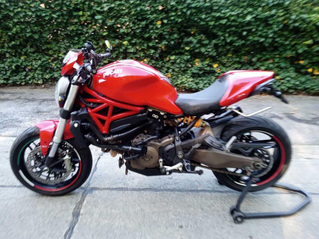 Ducati - Monster 821 - Moto, Entreprise, Autre
