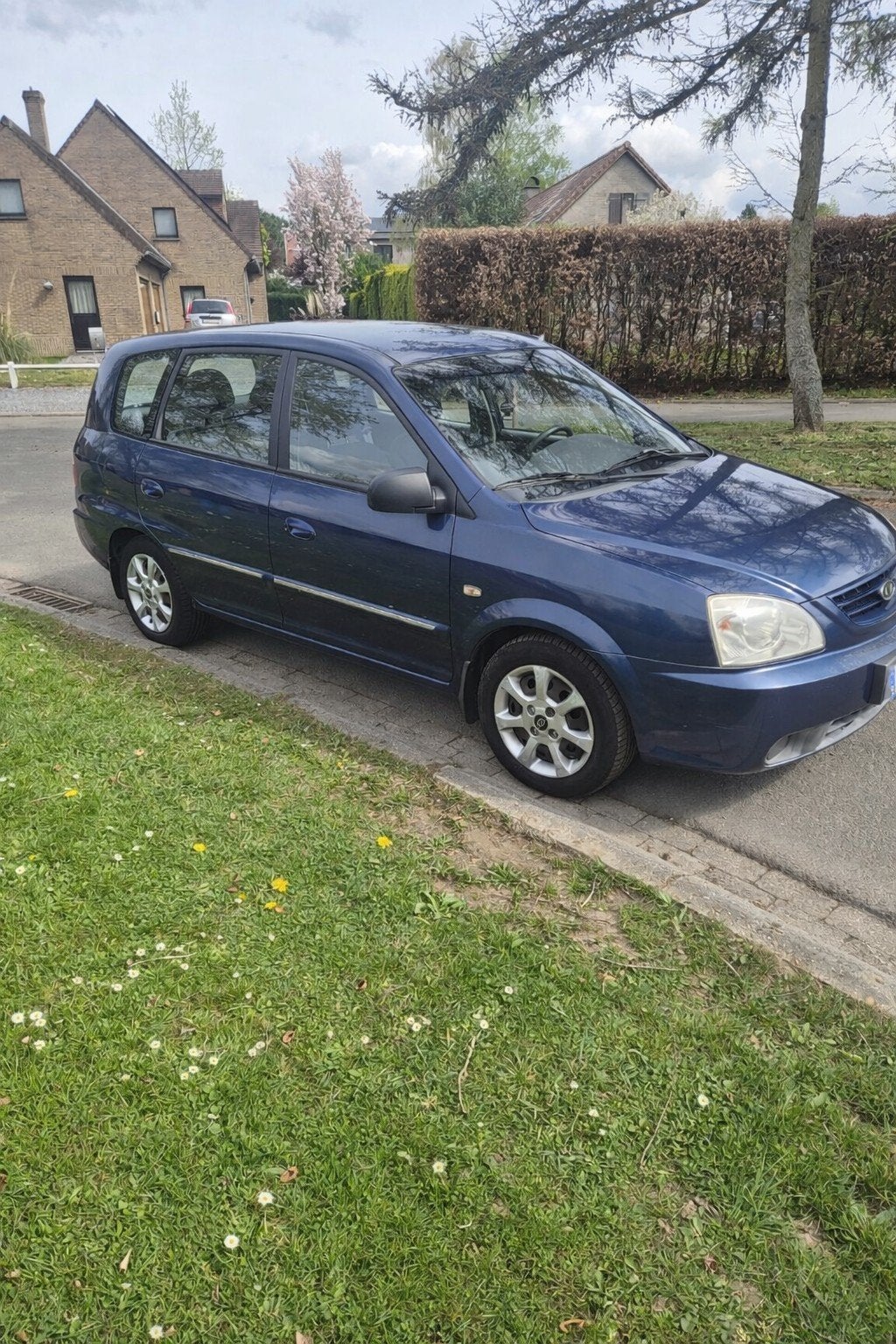 Kia karens 2004 65000km prete a imatriculer, Auto's, Particulier, Benzine, Te koop