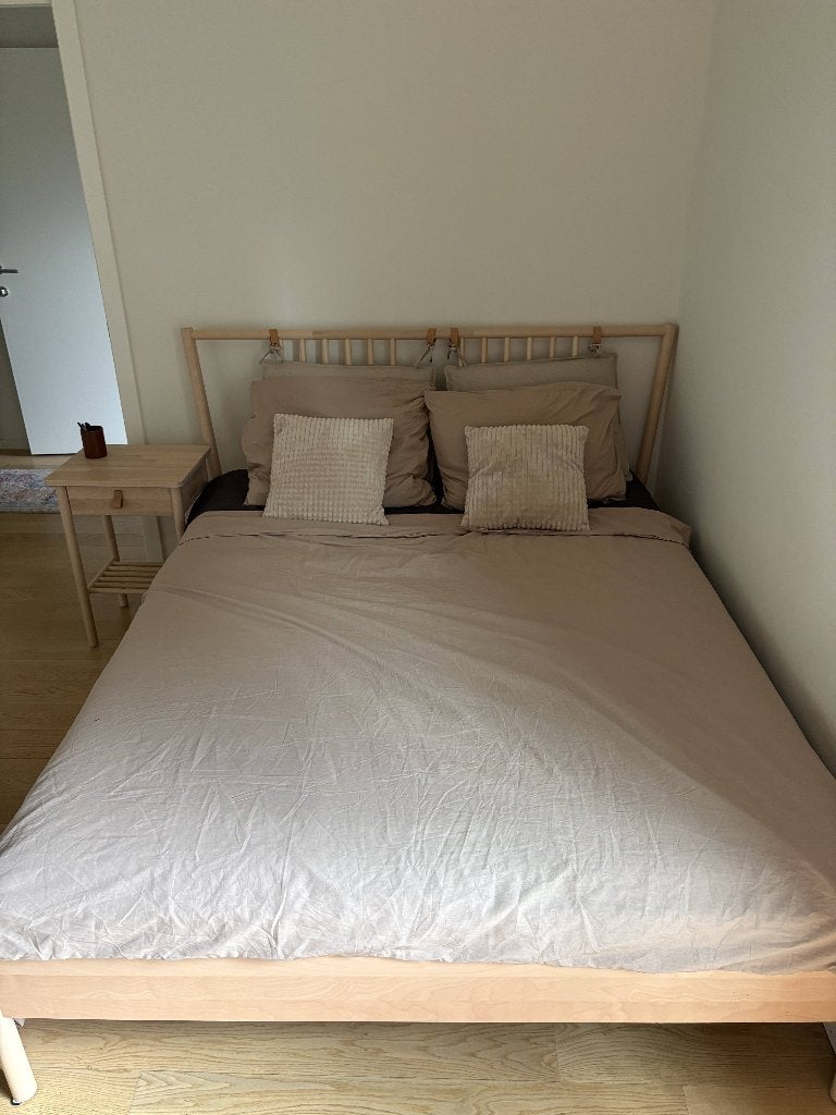 BJÖRKSNÄS bed 160200 berken; lattenbodems + matras, Huis en Inrichting, Ophalen, Beige, Tweepersoons, Zo goed als nieuw