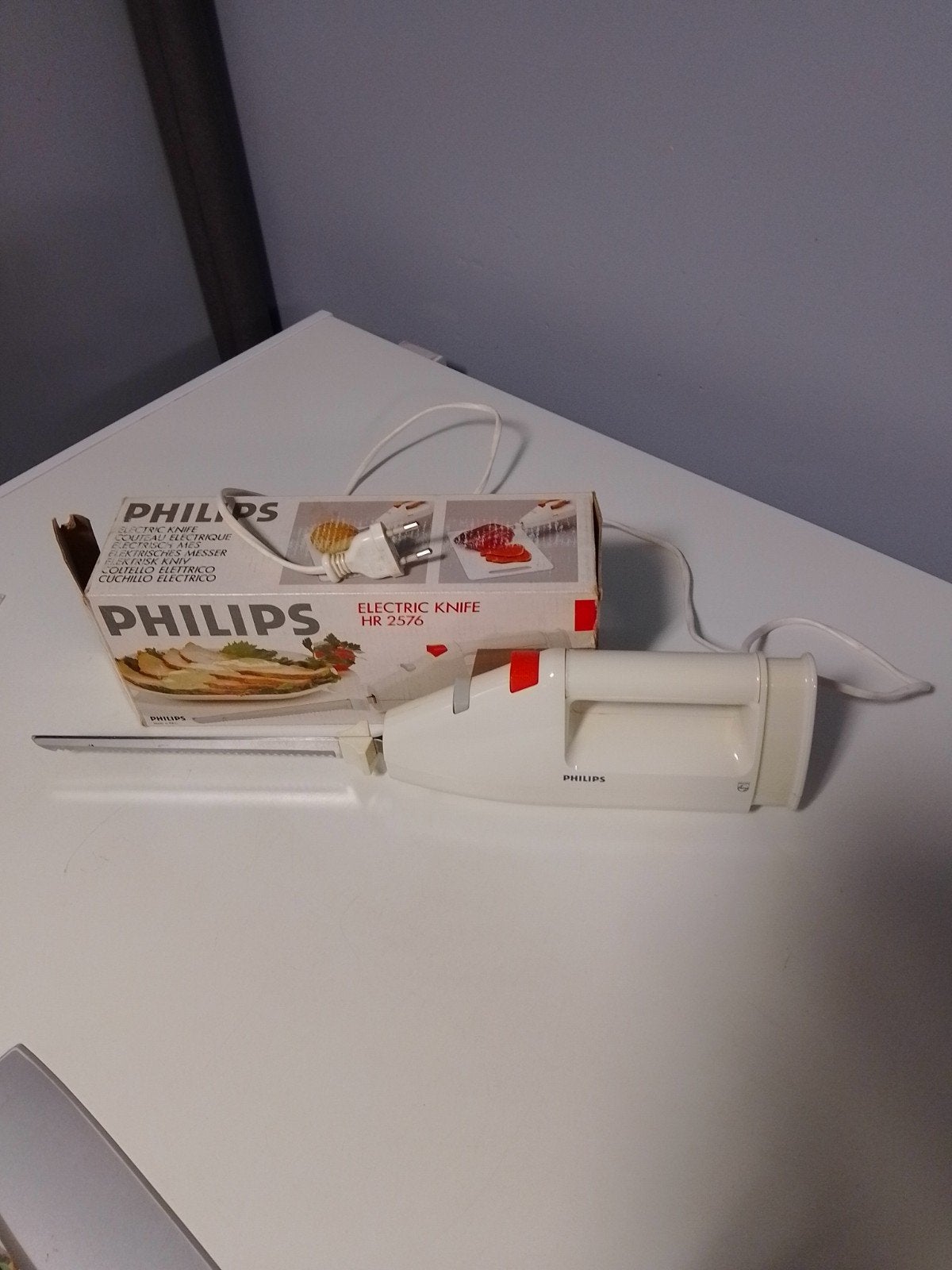NIEUW PHILIPS ELEKTRISCH MES in ORIGINELE VERPAKKING, Elektronische apparatuur, Ophalen, Nieuw