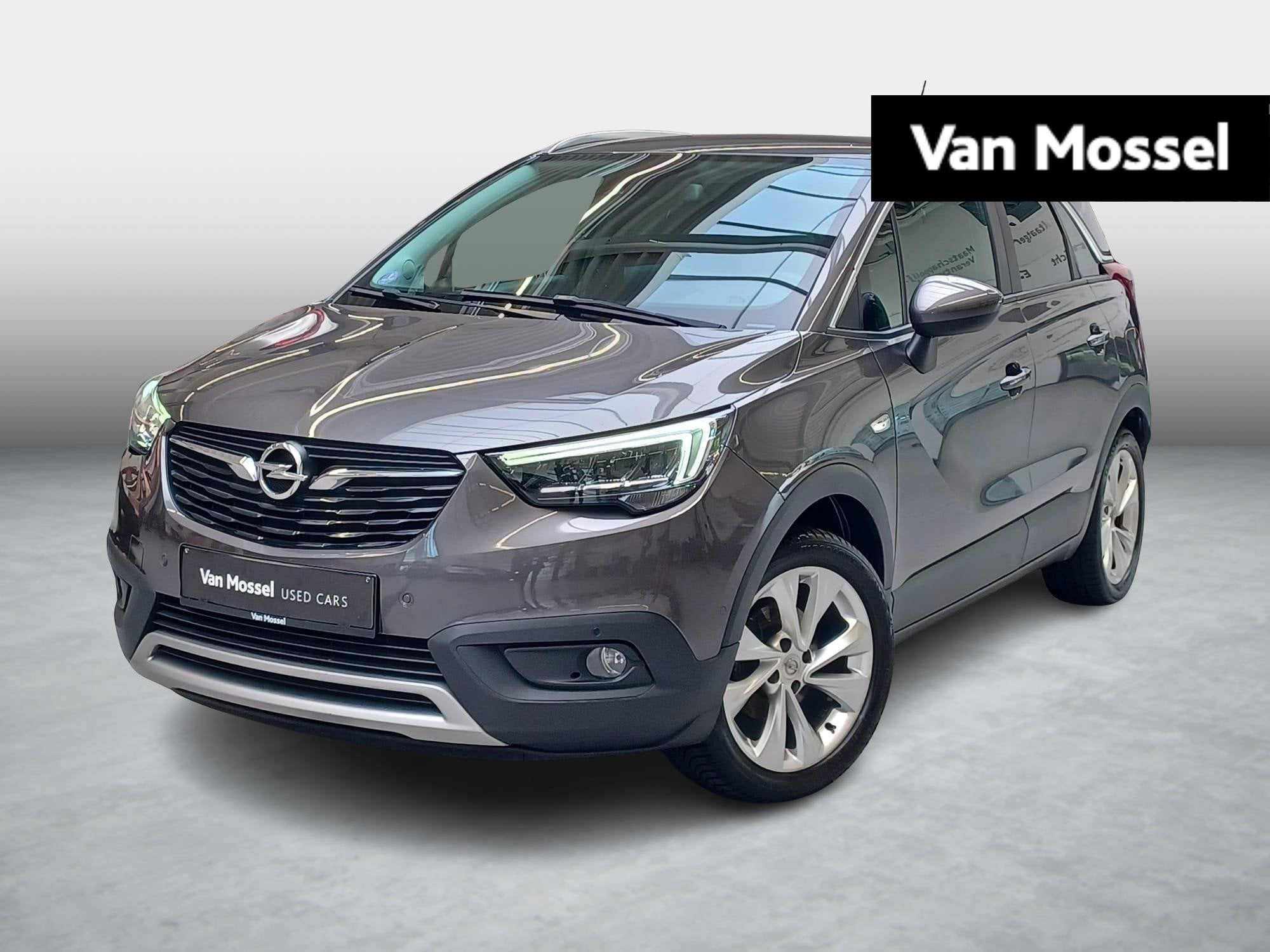 Opel Crossland X 1.2T 6MT 110pk Innovation, Auto's, Voorwielaandrijving, Zwart, Automatische klimaatregeling, 1245 kg