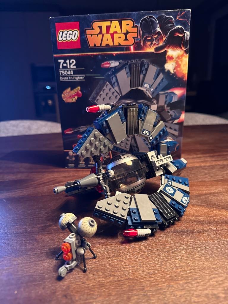 LEGO Star Wars 75044 Droid Tri-Fighter + doos + Buzz Droid, Gebruikt, Star Wars, Lego, Accessoire