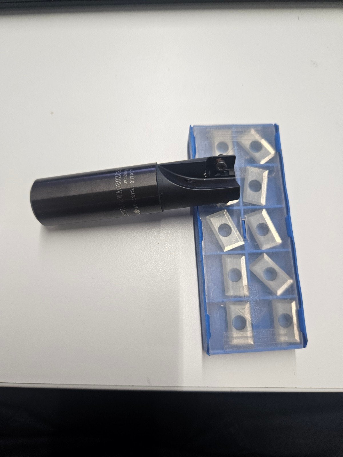 Lot Fraisage Alu Neuf - Fraise Stellram Ø20 + Boîte 10 Plaqu, Enlèvement ou Envoi