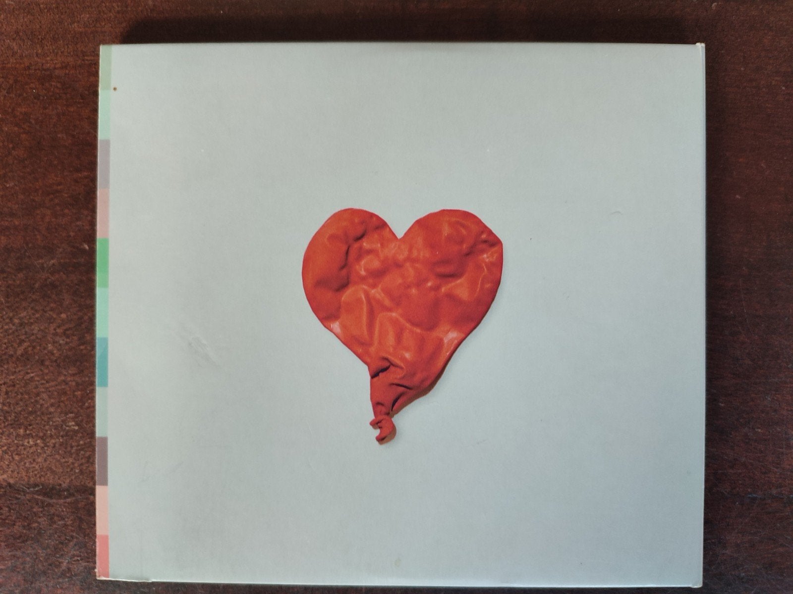 CD : KANYE WEST - 808's & HEARTBREAK (+ poster recto verso), CD & DVD, CD | Hip-hop & Rap, Enlèvement ou Envoi