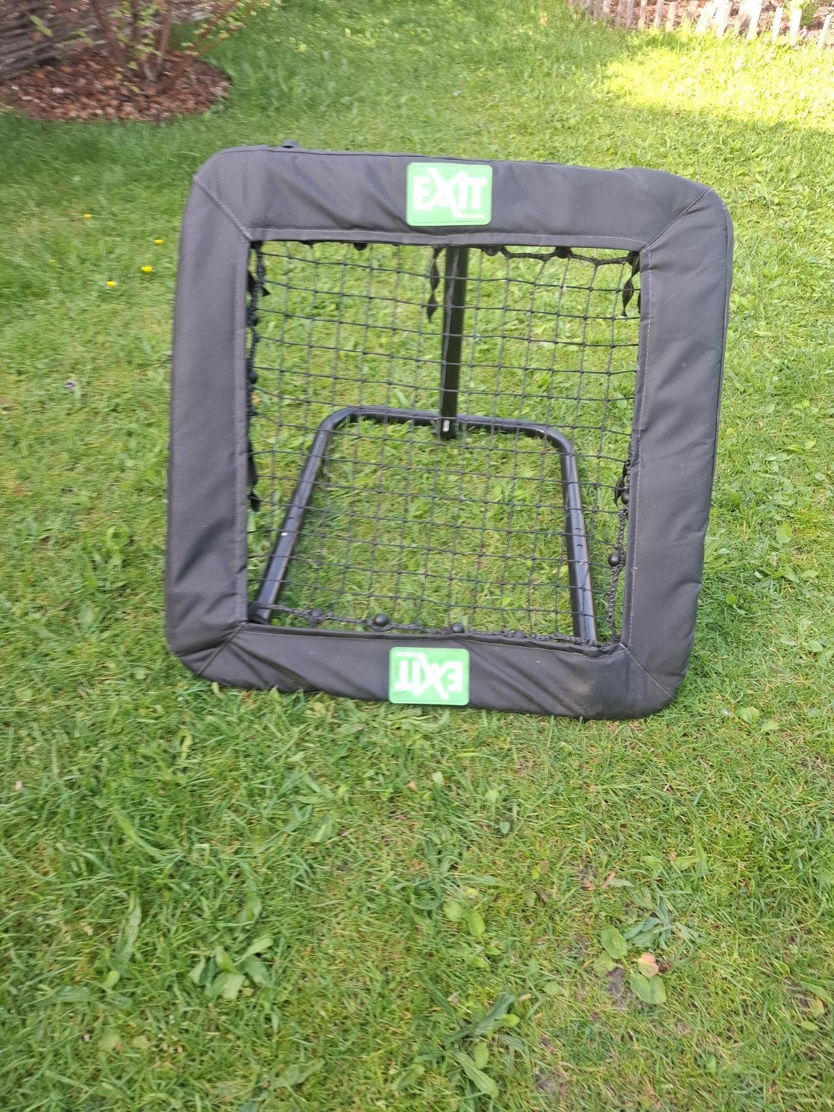 Voetbal trampoline, Enlèvement