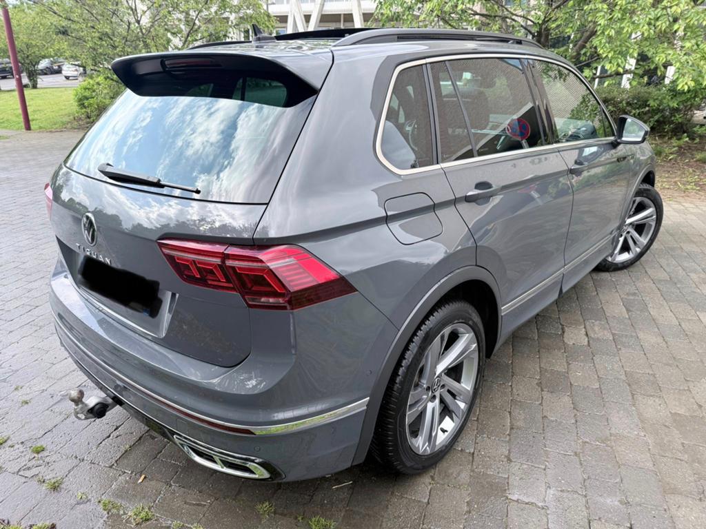 Volkswagen Tiguan 2.0 TDI SCR R-Line DSG full, Argent ou Gris, Achat, Entreprise, Entretenue par le concessionnaire