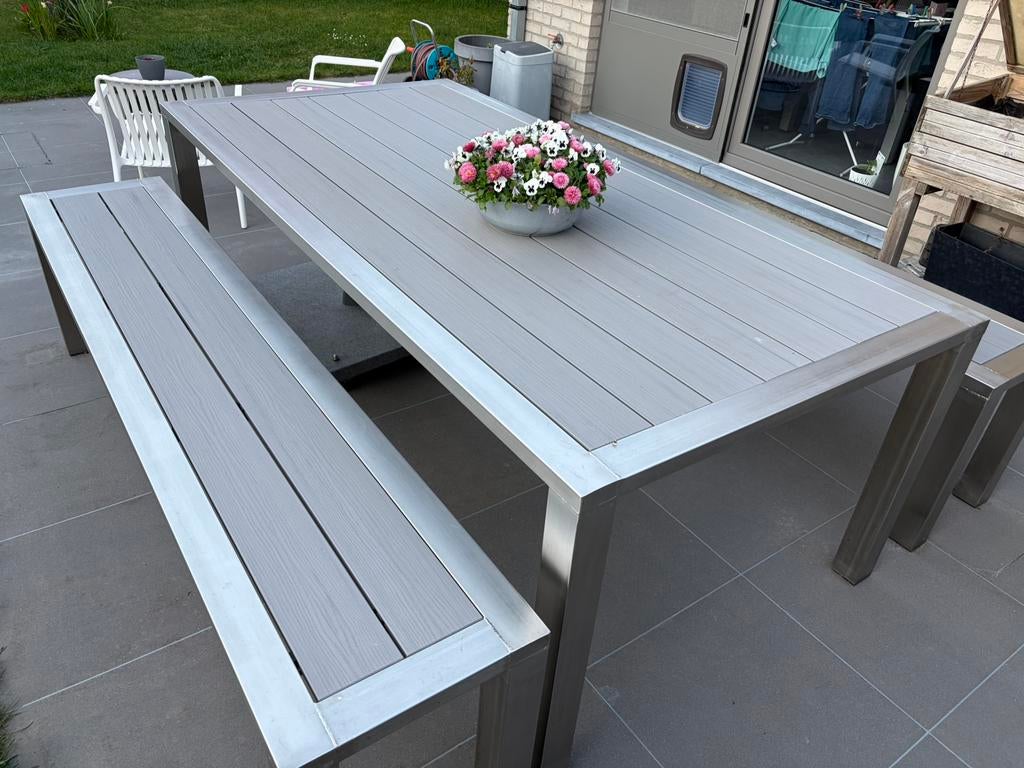Grote tuintafel met banken in inox en kunststof, Tuin en Terras, Ophalen, Inox, Meer dan 8 zitplaatsen, Zo goed als nieuw