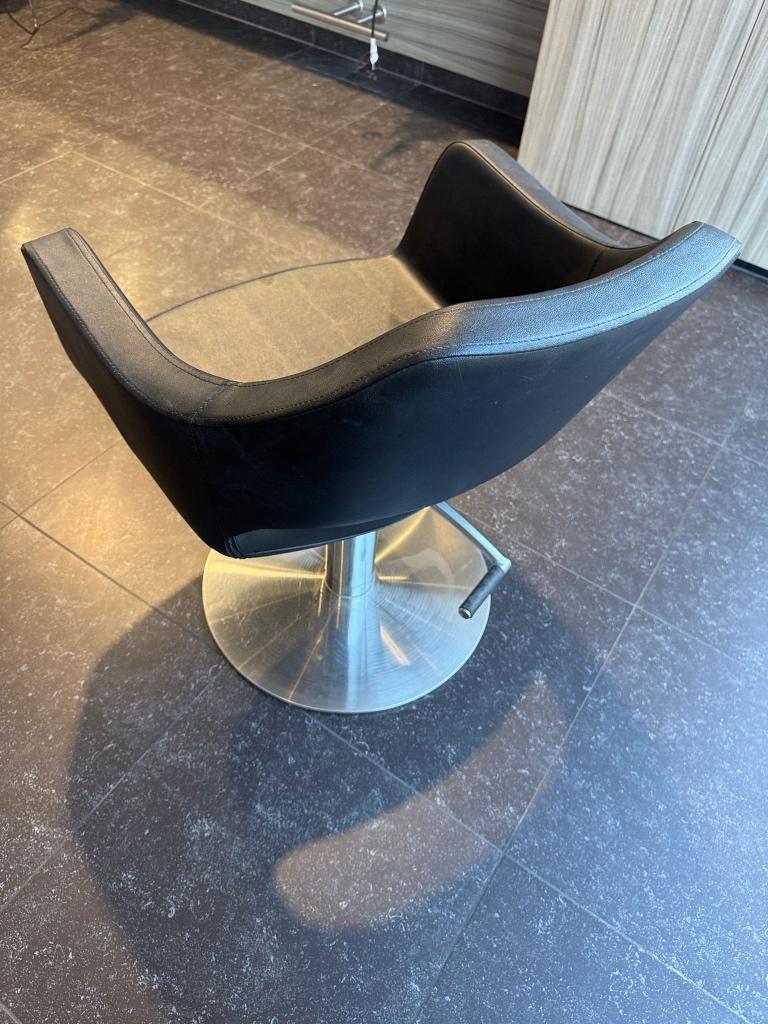 6 kappersstoelen, Huis en Inrichting, Stoelen, Ophalen, Zo goed als nieuw, Zwart, Vijf, Zes of meer stoelen