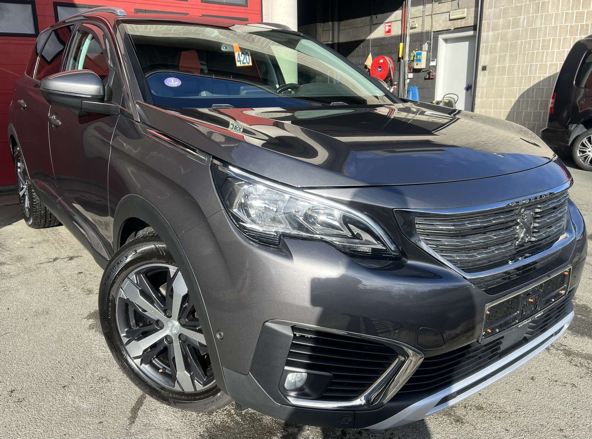 Peugeot 5008 1.2 PureTech Active + 7 pL + CAMÉRA + NAVI, Autos, Peugeot, Alarme, Argent ou Gris, Achat, Euro 6
