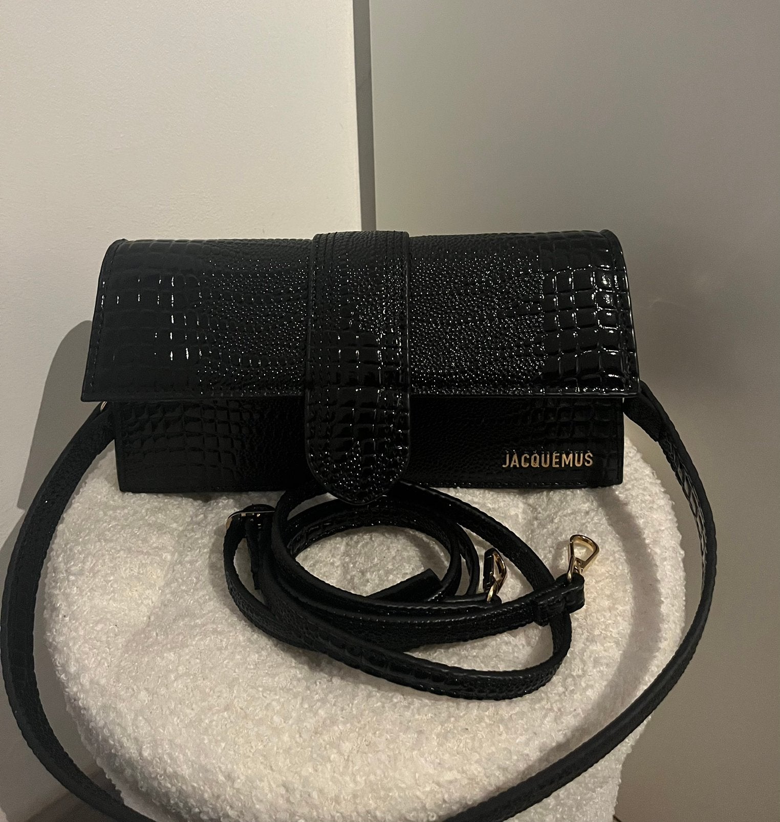 jacquemus tas, Enlèvement, Comme neuf