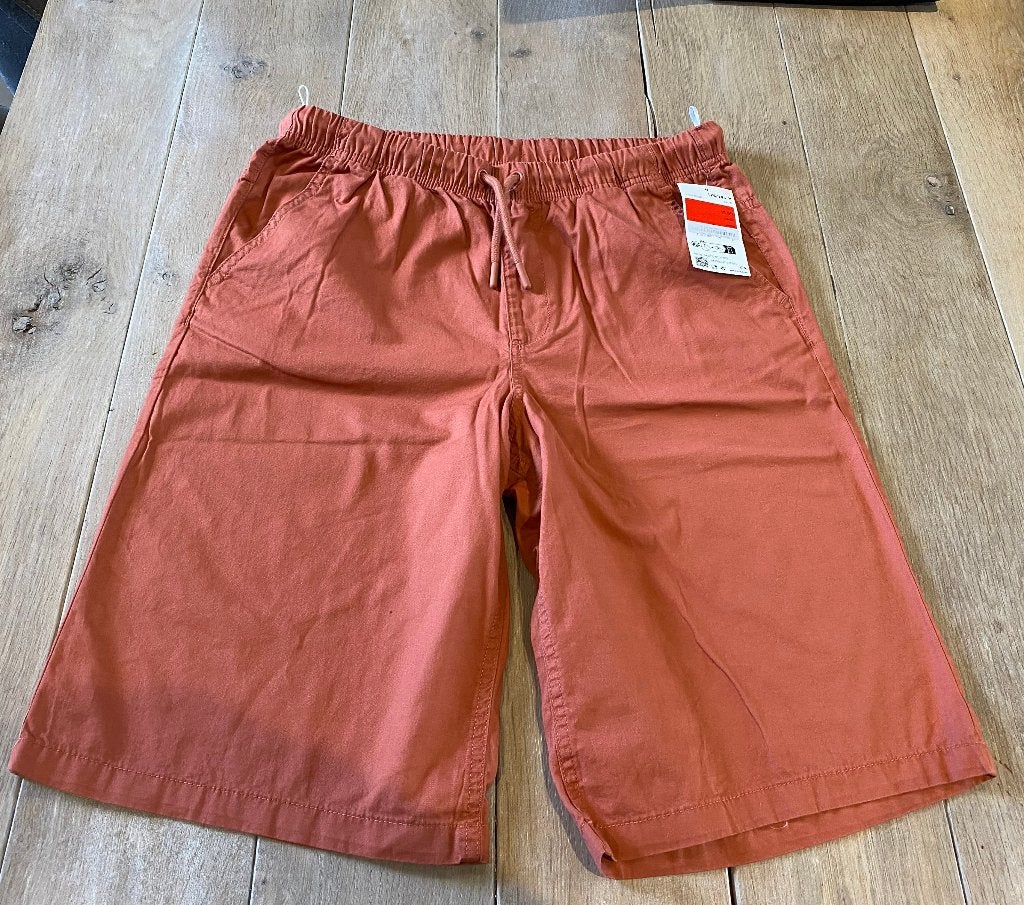 nieuwe short maat 176, Ophalen of Verzenden, Nieuw, Jongen