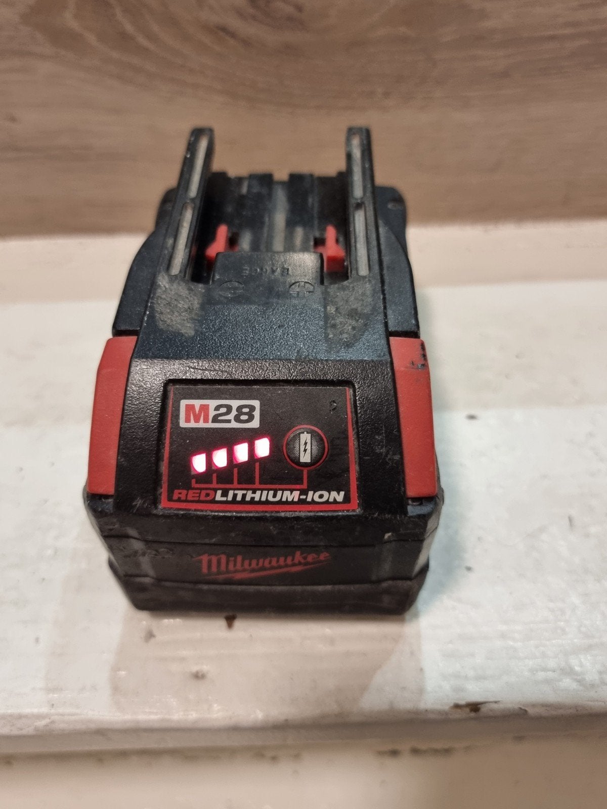 Milwaukee batterij M28 5ah, Doe-het-zelf en Bouw, Ophalen