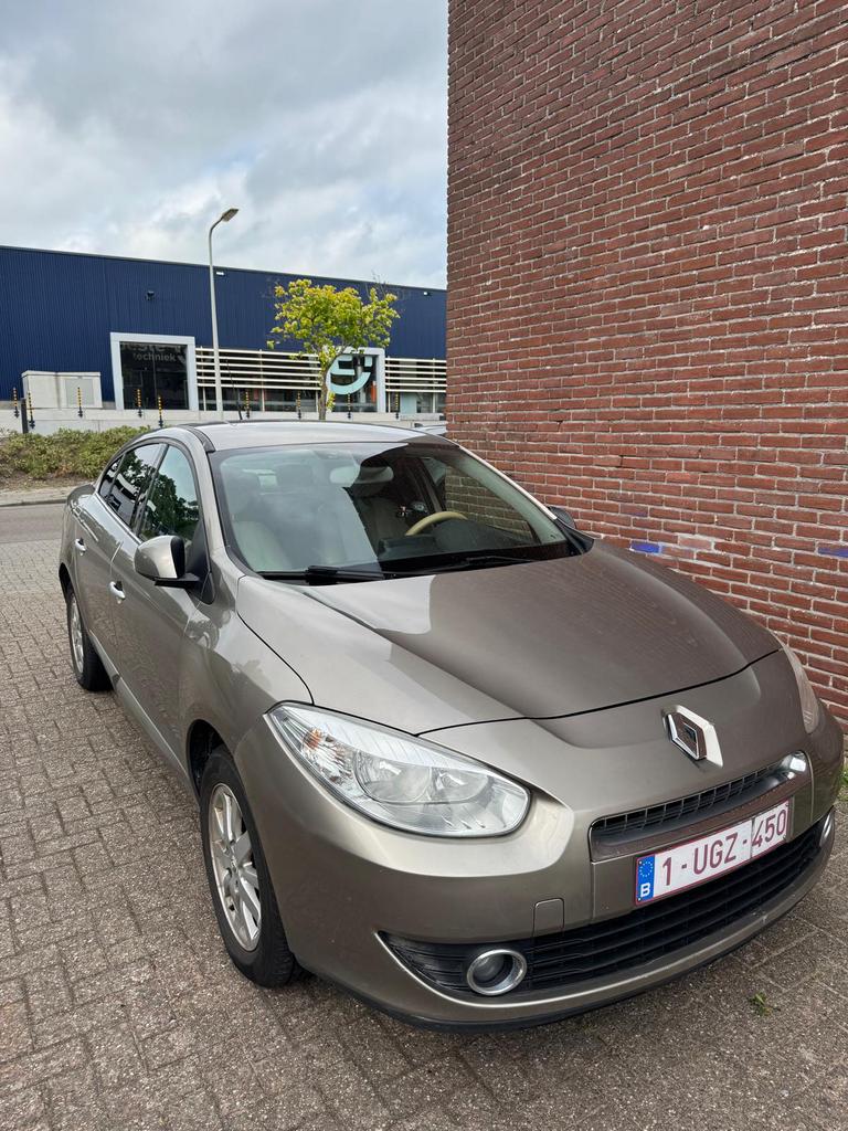 Renault Fluence, Auto's, Stof, 4 cilinders, Beige, Fluence