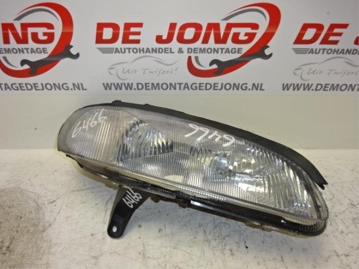 Koplamp rechts van een Opel Omega, Gebruikt, -, -, Opel