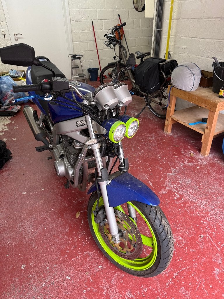 Moto SUZUKI GS 500, Motoren, 2 cilinders, Occasion, 487 cc, Particulier