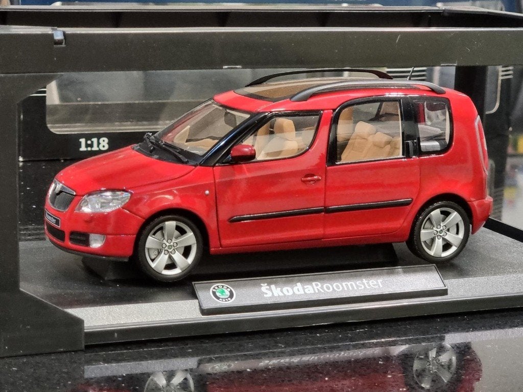 Recherche skoda roomster 1/18, Enlèvement ou Envoi, Utilisé
