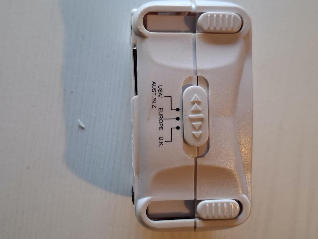 ADAPTATEUR, Computers en Software, Powerlines, Ophalen