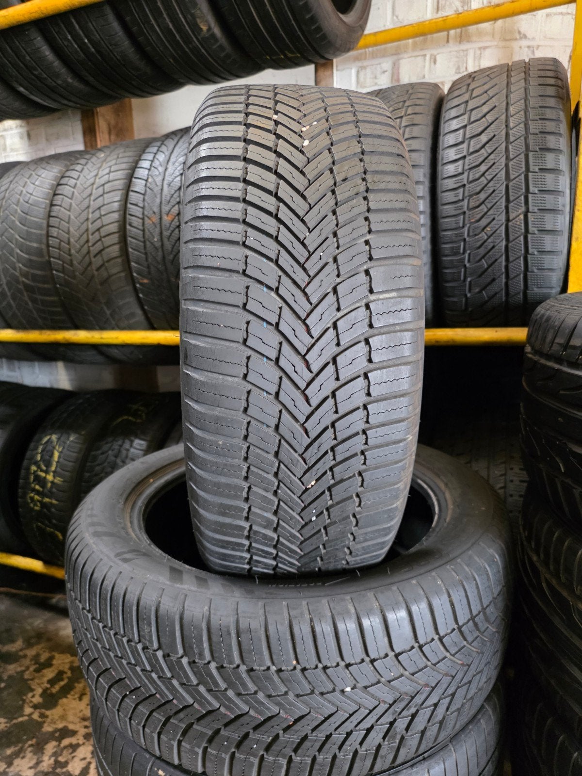 2a5 50 17 Bridgestone avec montage et équilibrage, Enlèvement