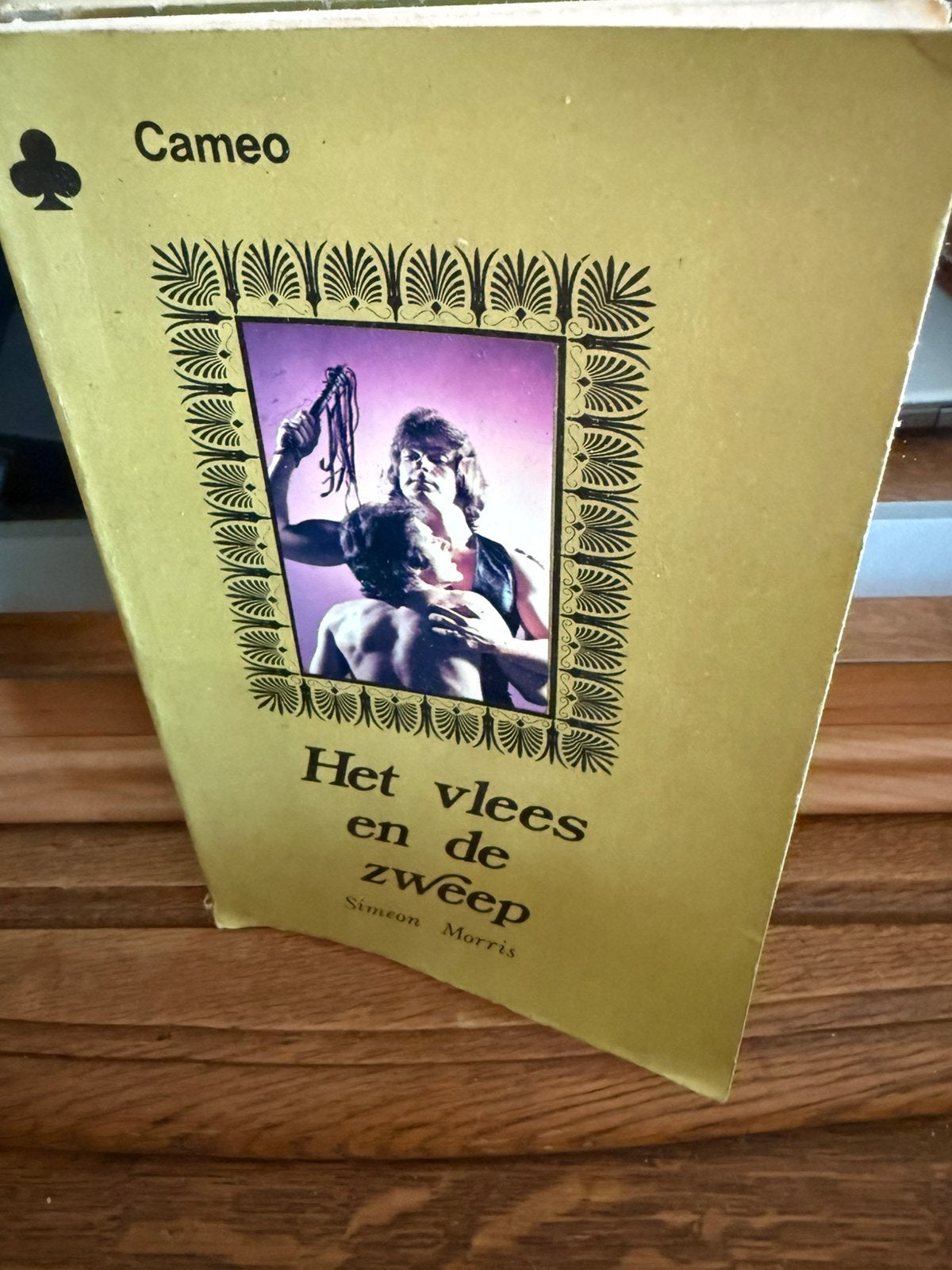 La viande et le fouet, Enlèvement ou Envoi, Comme neuf