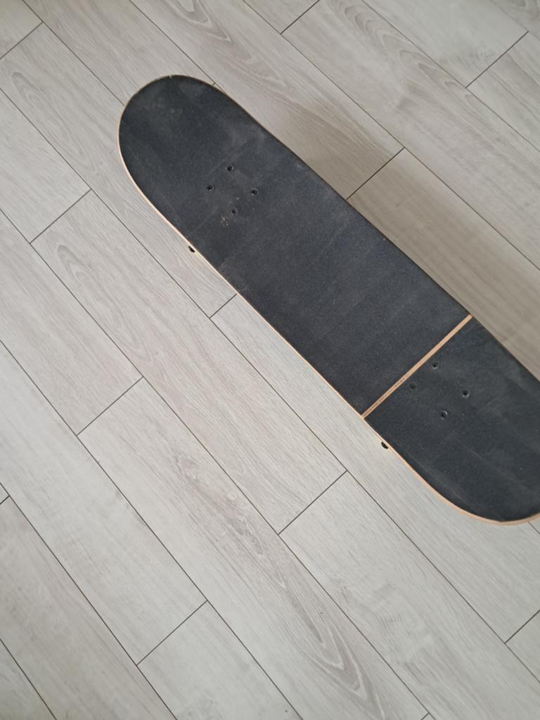 Skateboard decathlon
Als nieuw ., Ophalen, Skateboard