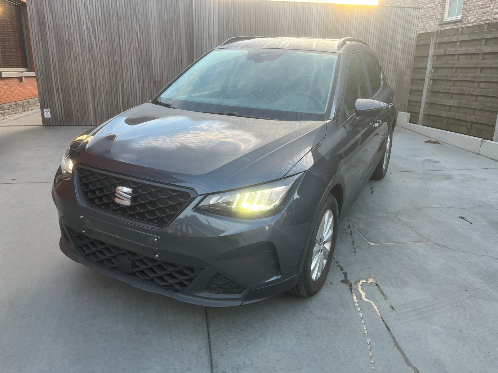 Seat arona 1.0 garantie, Argent ou Gris, Achat, Entreprise, Boîte manuelle