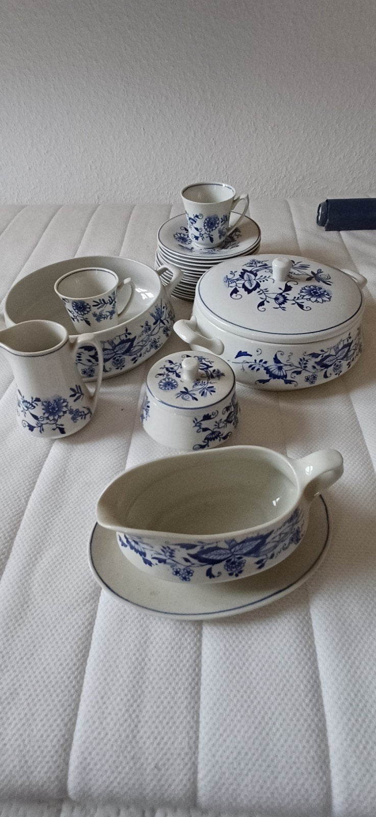 Eléments service Zwiebel Royal Sphinx, Enlèvement