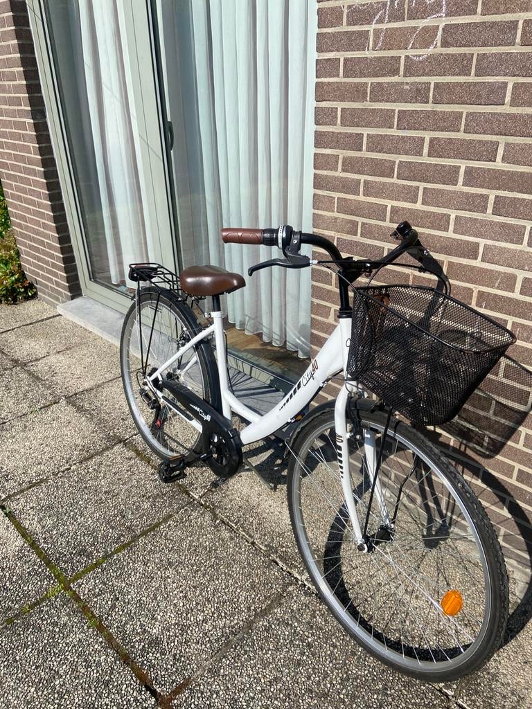 Vrouwen fiets, Ophalen, Zo goed als nieuw