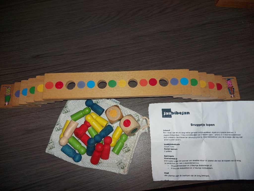 Educatief gezelschapsspel, Ophalen