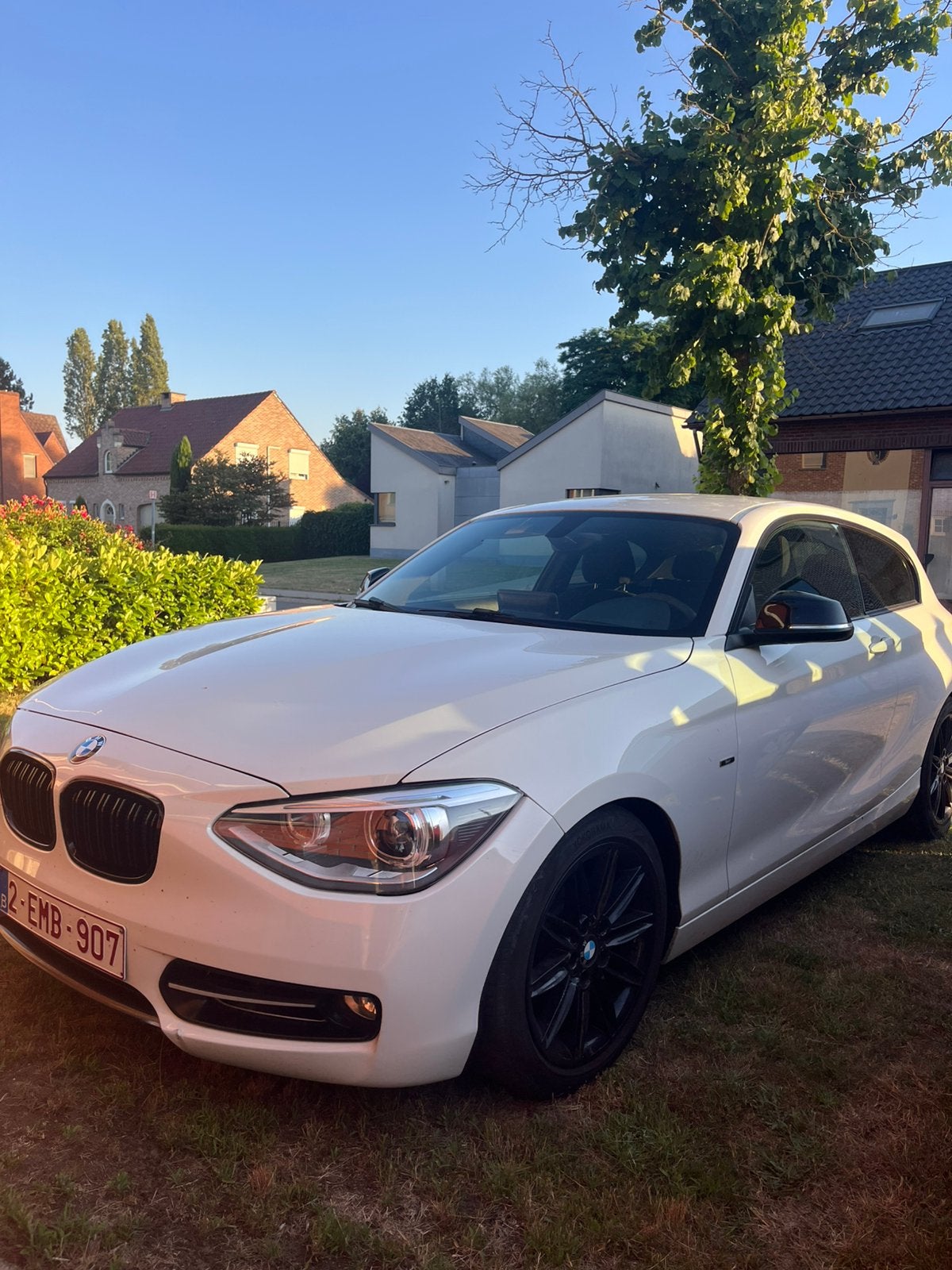 BMW 114i serie 1 te koop!, Autos, Euro 5, Achat, Boîte manuelle, Noir