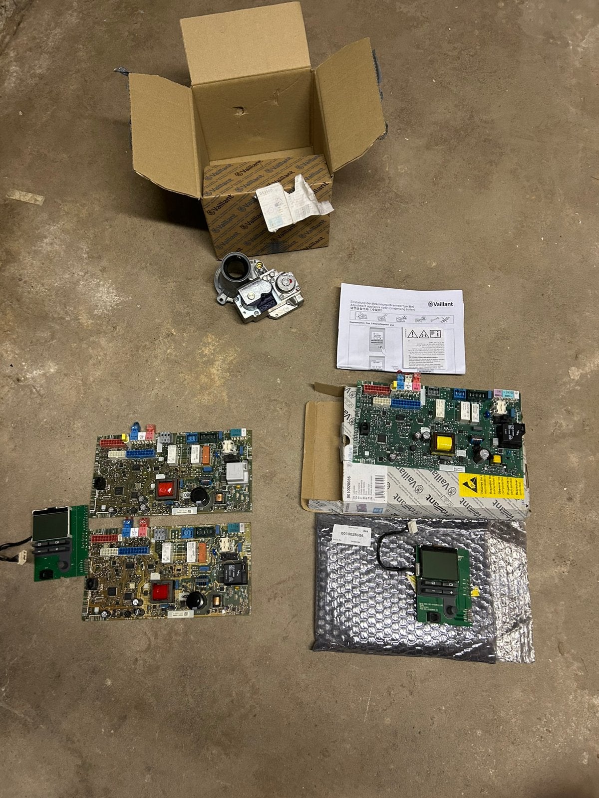 VAILLANT printplaat / Vaillant gasblok, Doe-het-zelf en Bouw, Ophalen, Vaillant, Vaillant, Vaillant