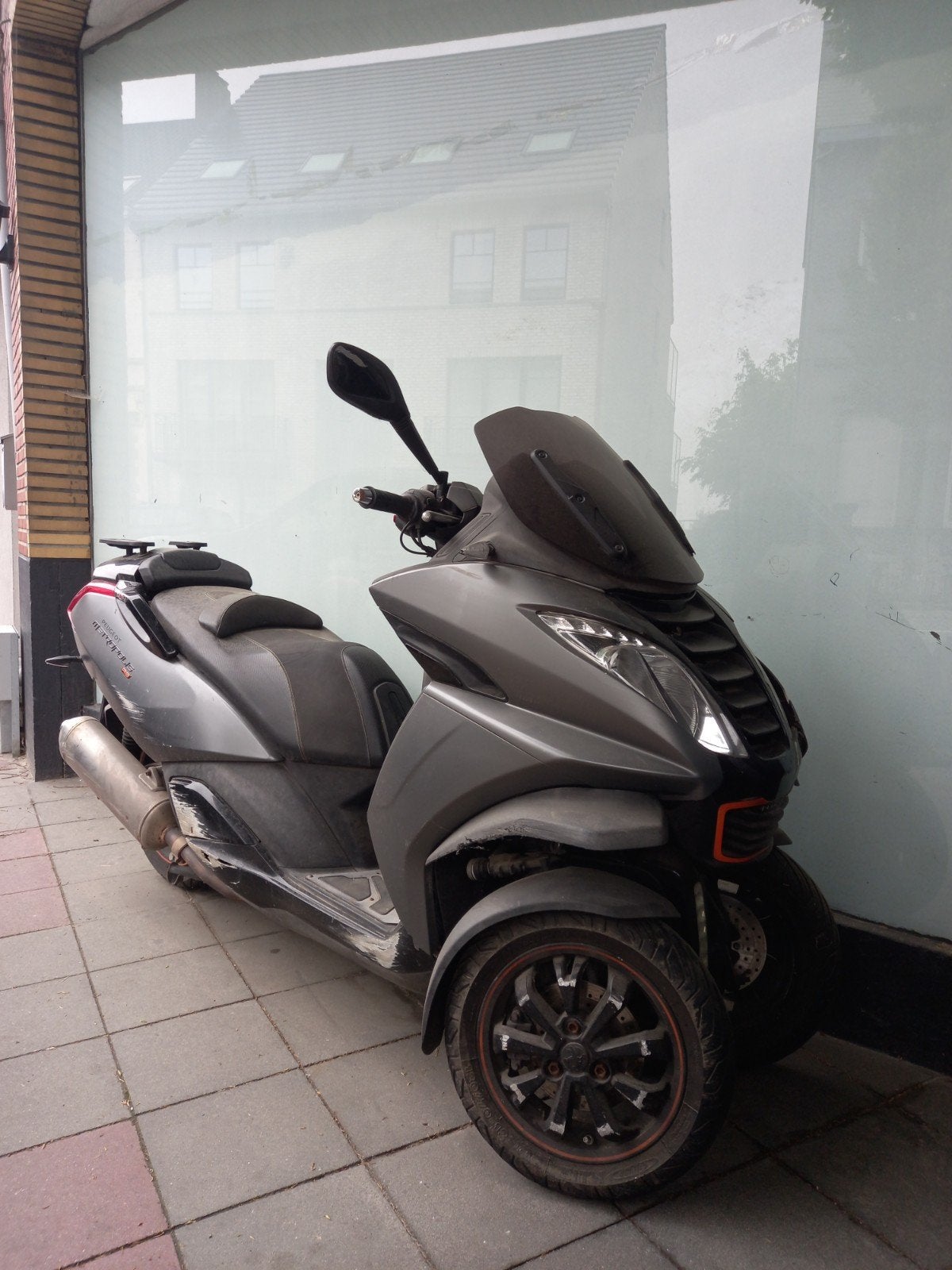 Peugeot metropolis 400I RS ACCIDENTÉ!!!, Enlèvement